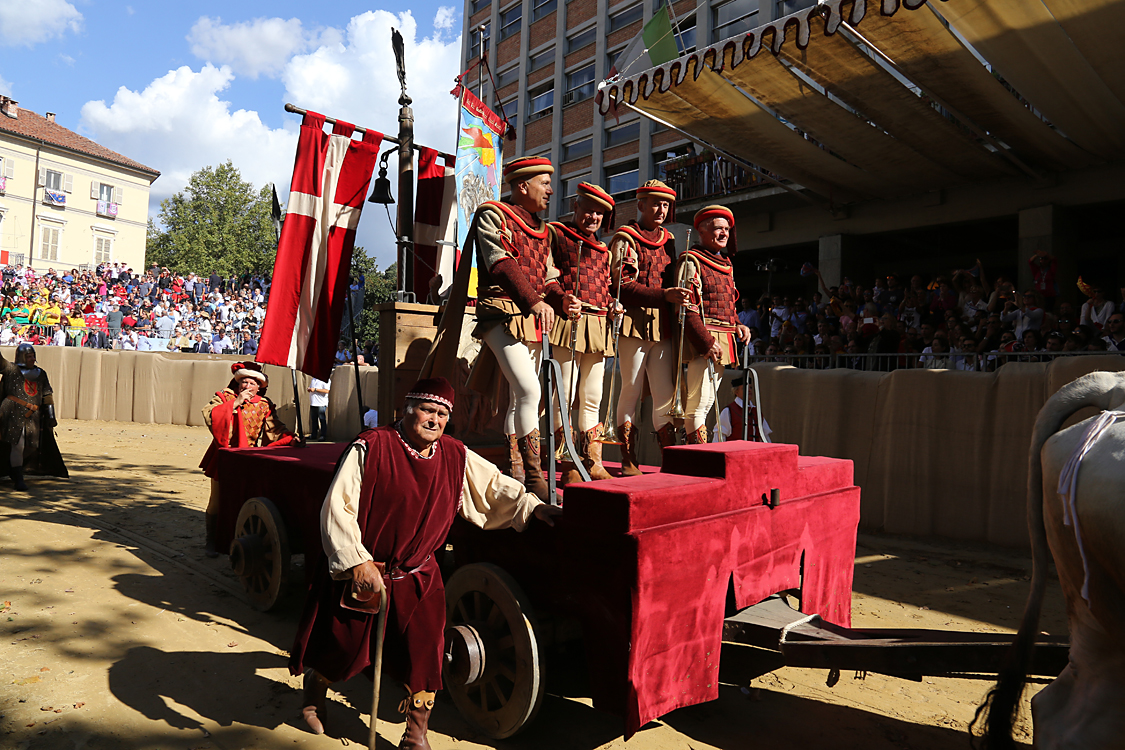 -524- CorteoStorico.jpg
